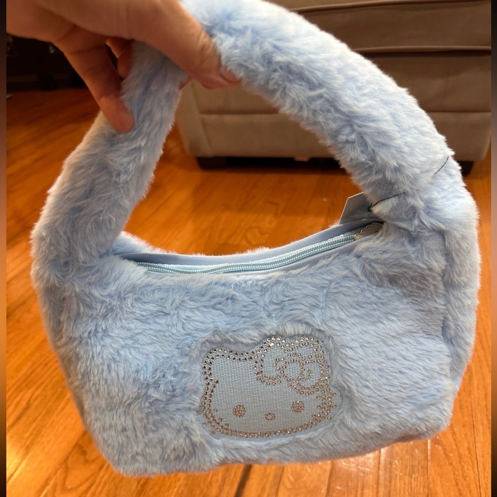 Forever 21 Faux Fur Hello Kitty Handbag Christmas Winter Edition Brand New